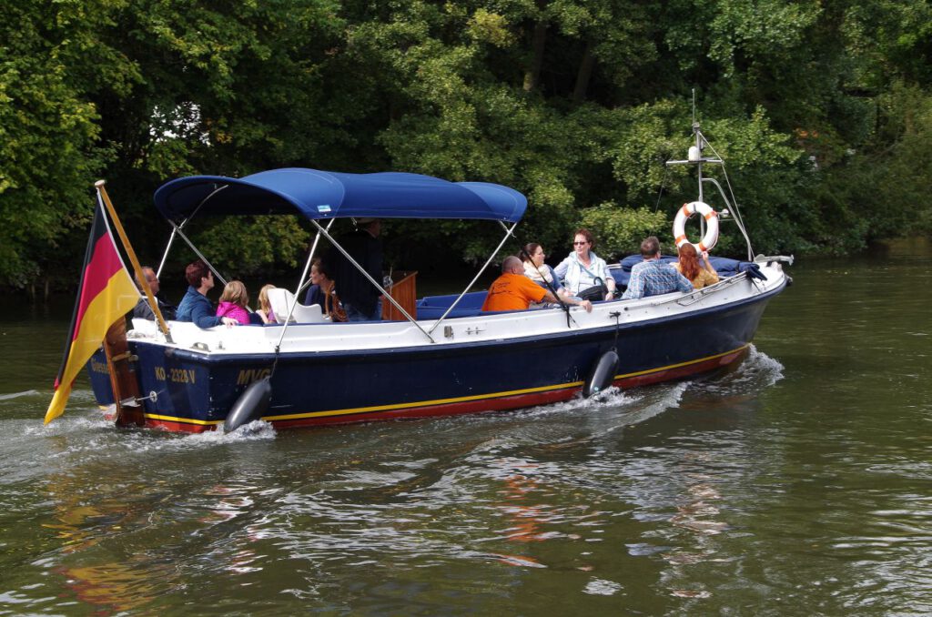 Bootsfahrten auf der Lahn